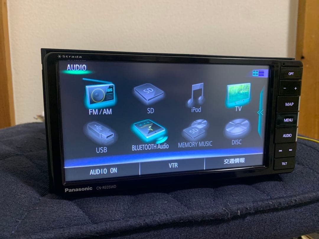 カーナビ Panasonic CN-RE05WD