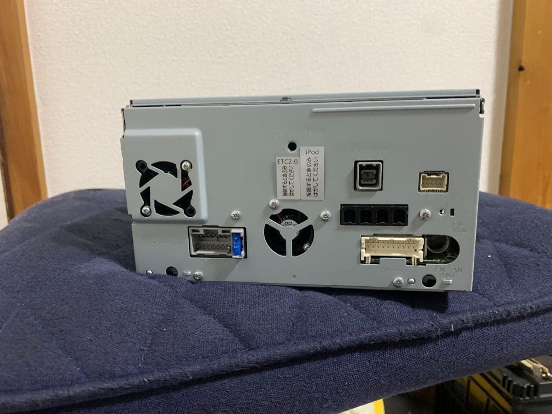 カーナビ Panasonic CN-RE05WD