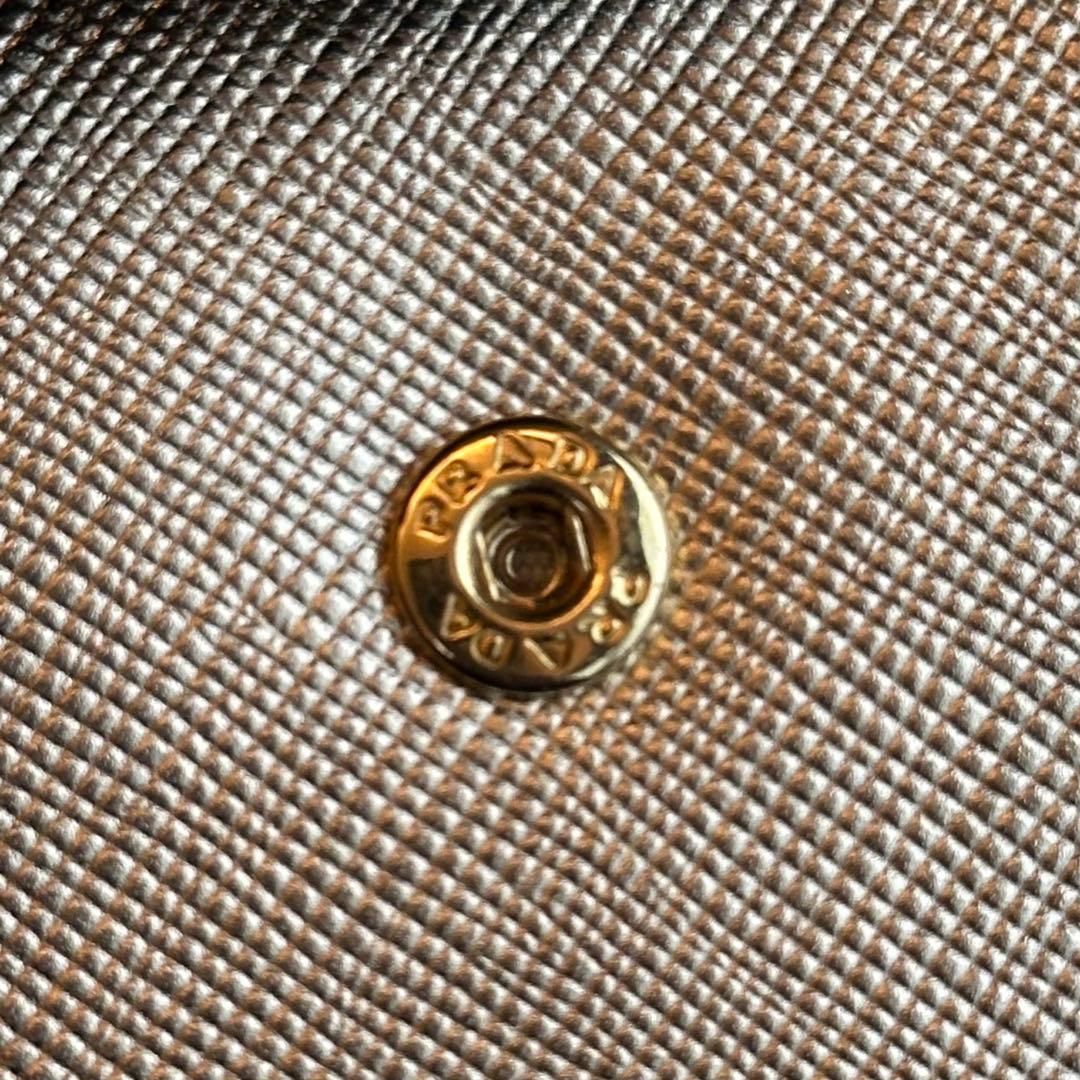 PRADA サフィアーノレザー ゴールド 二つ折財布　コンパクトウォレット