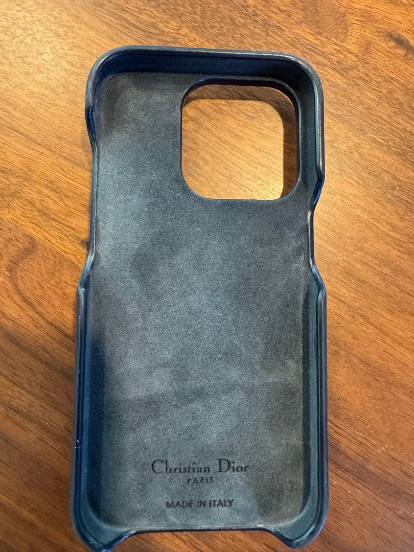 美品‼️iPhone15proカバー