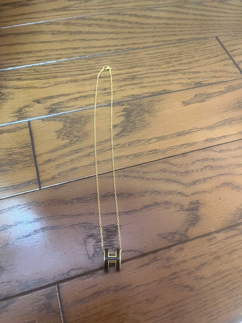 HERMES Hロゴ ネックレス ゴールド