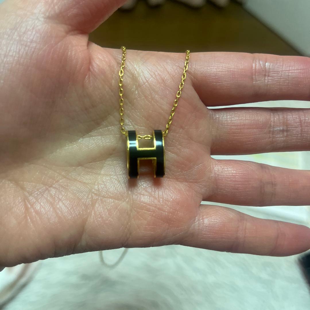 HERMES Hロゴ ネックレス ゴールド