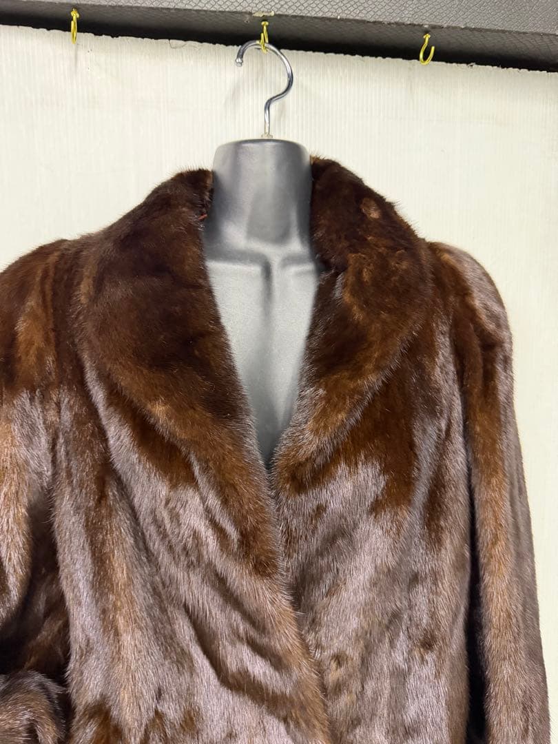 美品　金のSAGA MINKブラウン毛皮コート