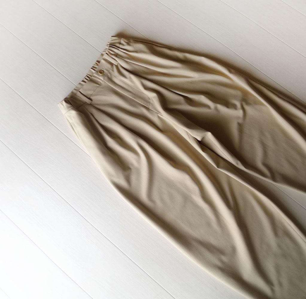 美品 ウィムガゼット 3万円 イージーパンツ テーパードパンツ ベージュ