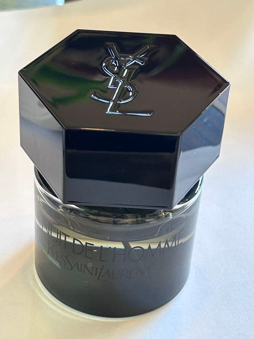 ラニュイドロム　イヴ・サンローラン