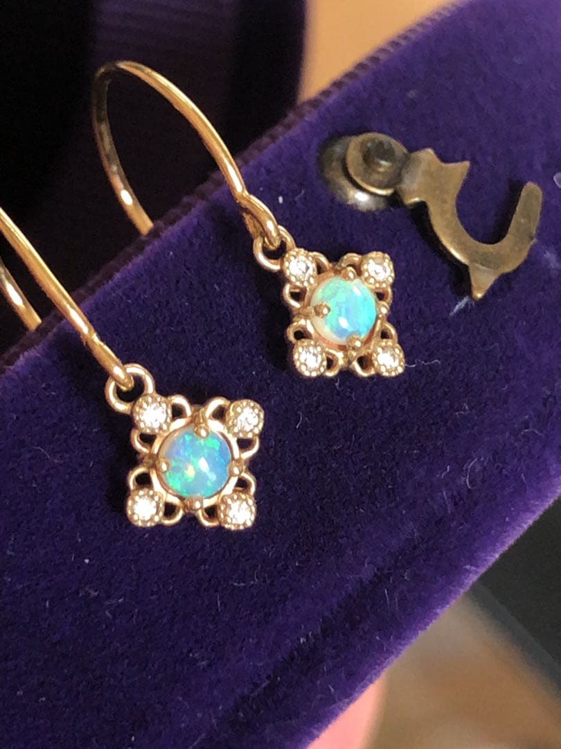 美品♡アガット K18/K14 オパール ダイヤモンド ピアス クラシック調