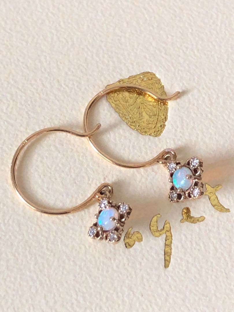 美品♡アガット K18/K14 オパール ダイヤモンド ピアス クラシック調