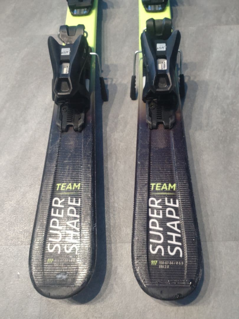 ヘッド スーパーシェイプチーム R 22-23年モデル 117センチ