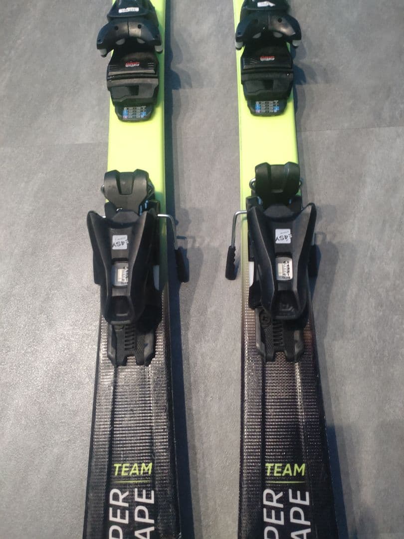 ヘッド スーパーシェイプチーム R 22-23年モデル 117センチ