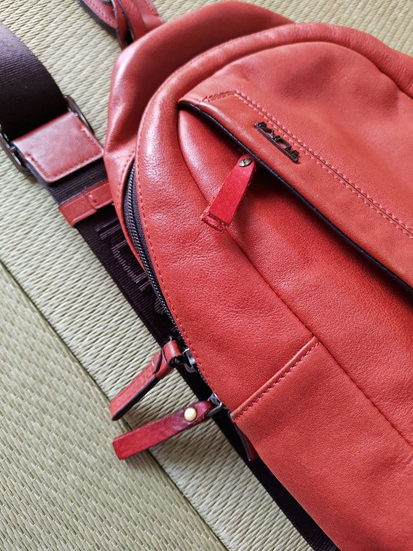 TUMI オールレザー　バックパック　オレンジ