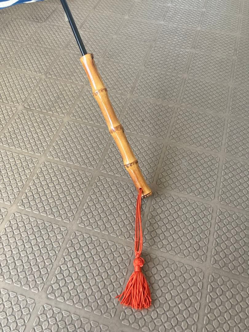 傳-ツタエ 青白シマウマ柄　日傘 木製持ち手