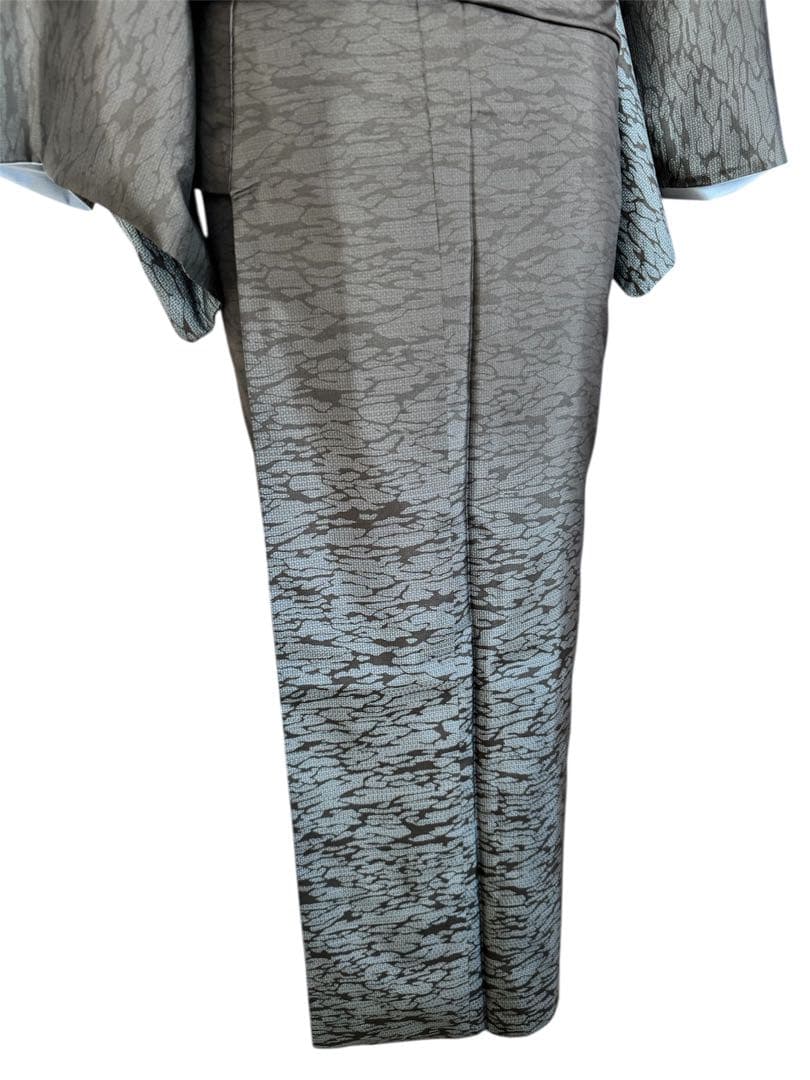 本場大島紬訪問着　染大島　逸品　波間模様