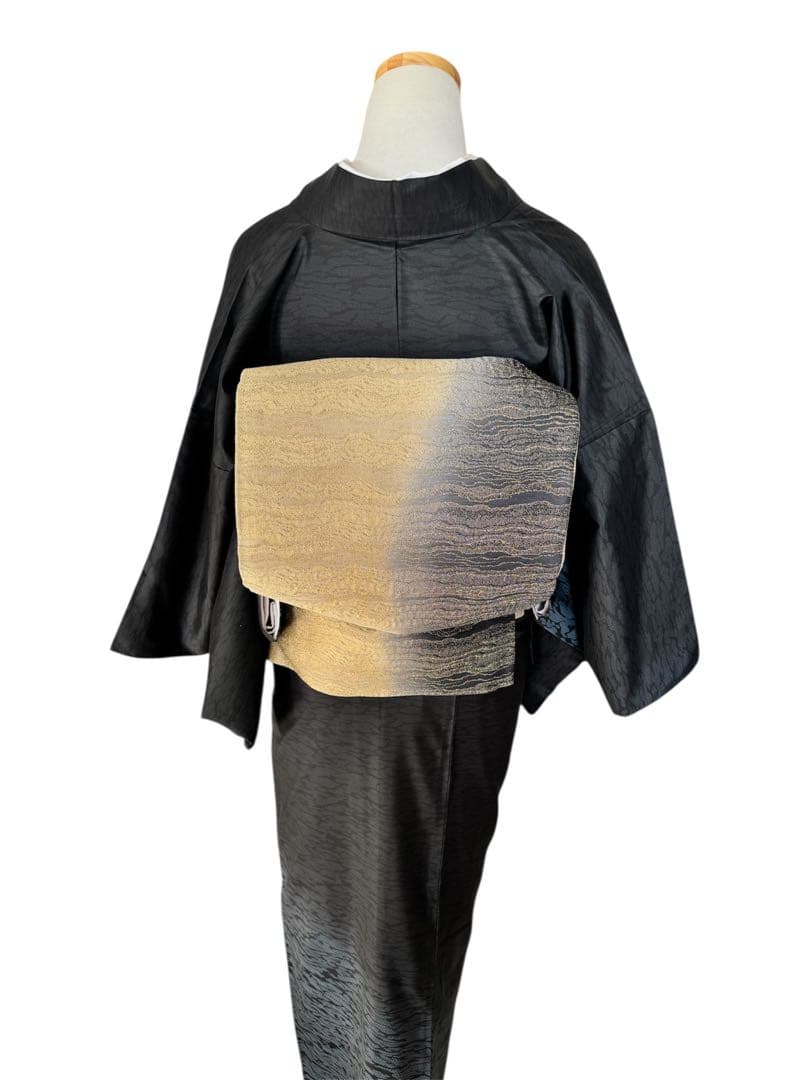 本場大島紬訪問着　染大島　逸品　波間模様