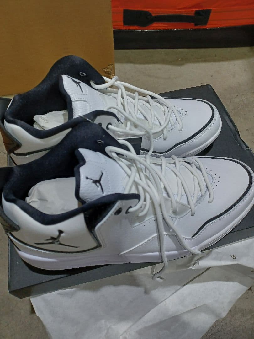 シューズ(男性用) NIKE JORDAN COURT SIDE 23 /AR1000-100