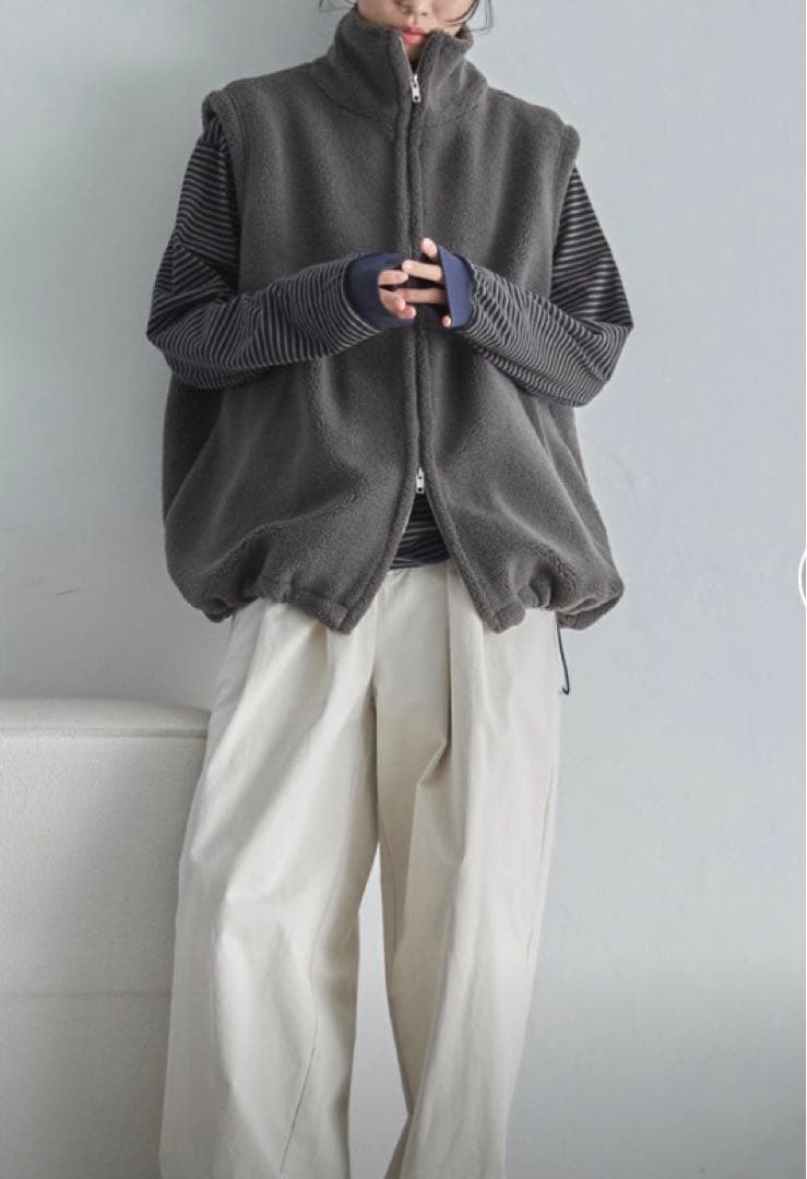 【新品未使用】feepur ダブルジップボアベスト グレー