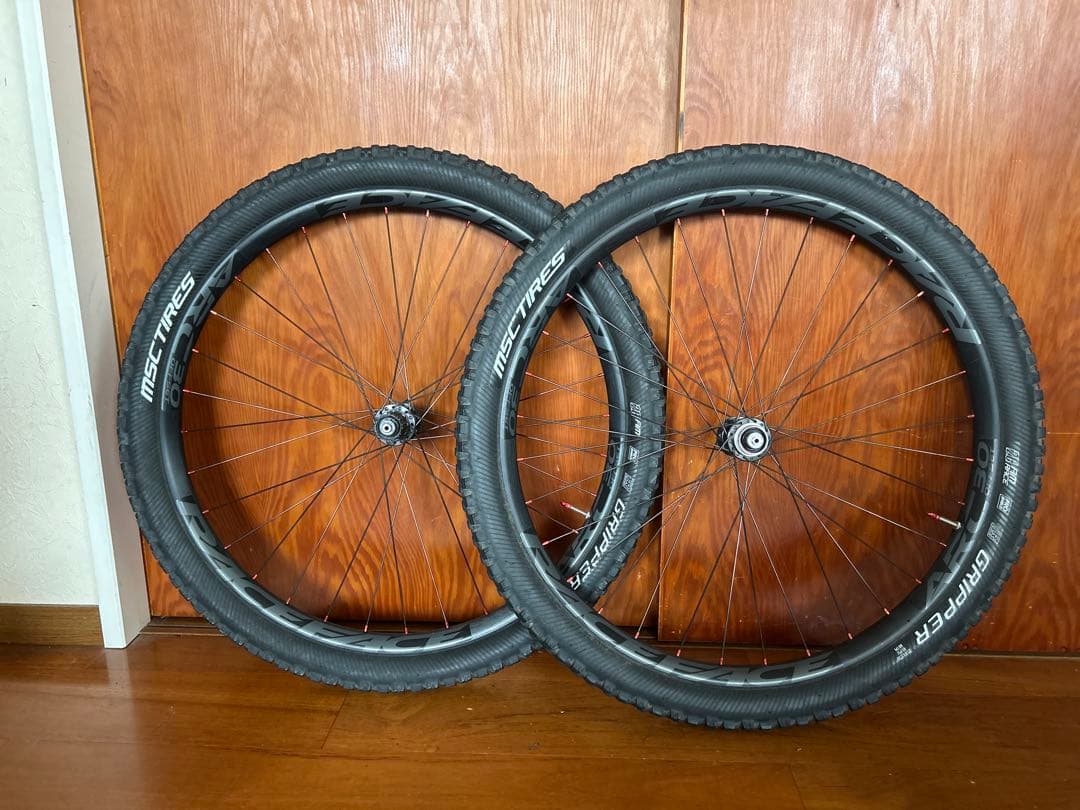 RACEFACE 「レースフェース」 ARC30 XTハブ　セット