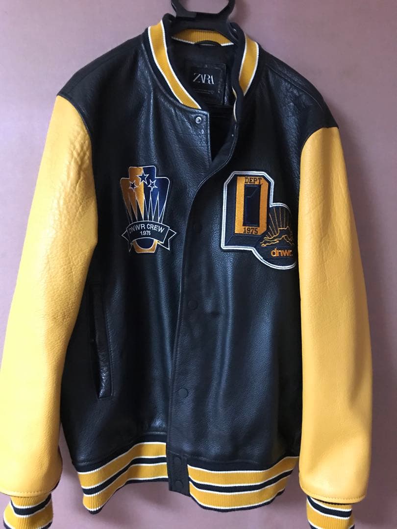 ZARAレザー スタジャン