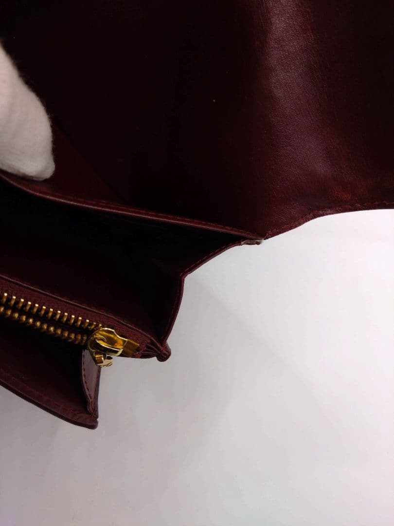 ルイヴィトン　ポルトフォイユサラ　モノグラム　ヴェルニ　エナメル長財布