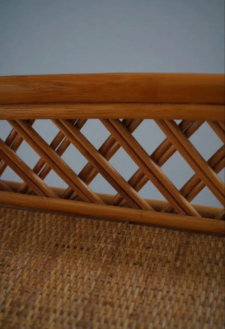 ヴィンテージ　横長のラタンチェスト