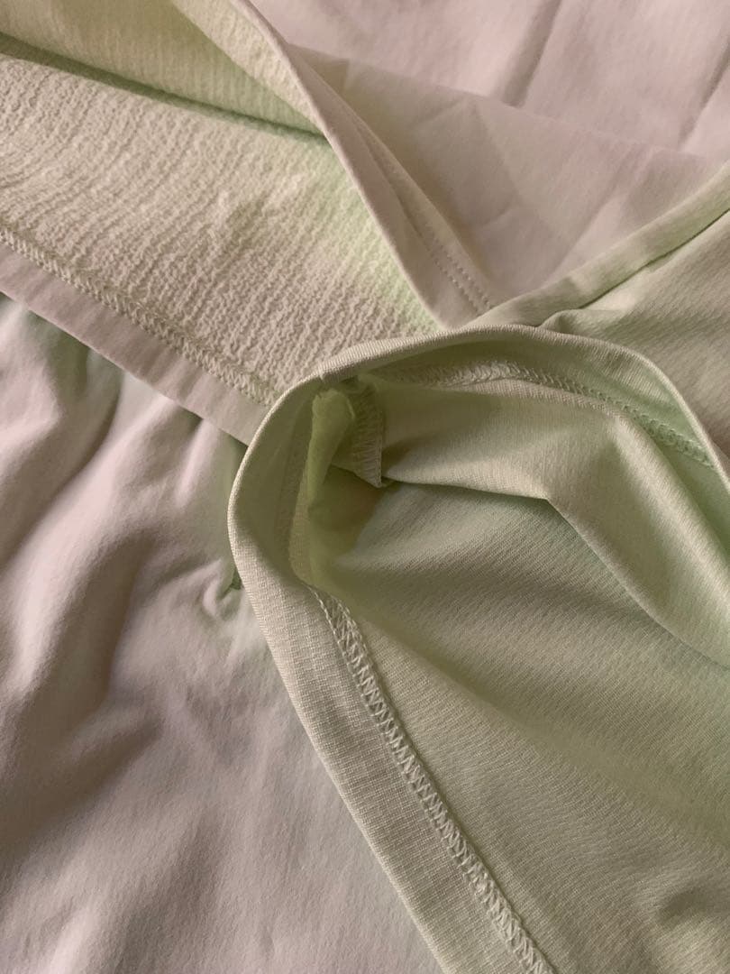 adidasセットアップ S ノースリーブスカートモックネックライトグリーン