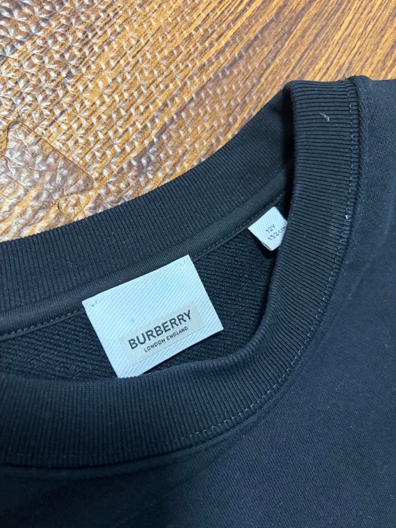 本日価格　バーバリーチルドレン　トレーナー ワンピース　１２Ｙ