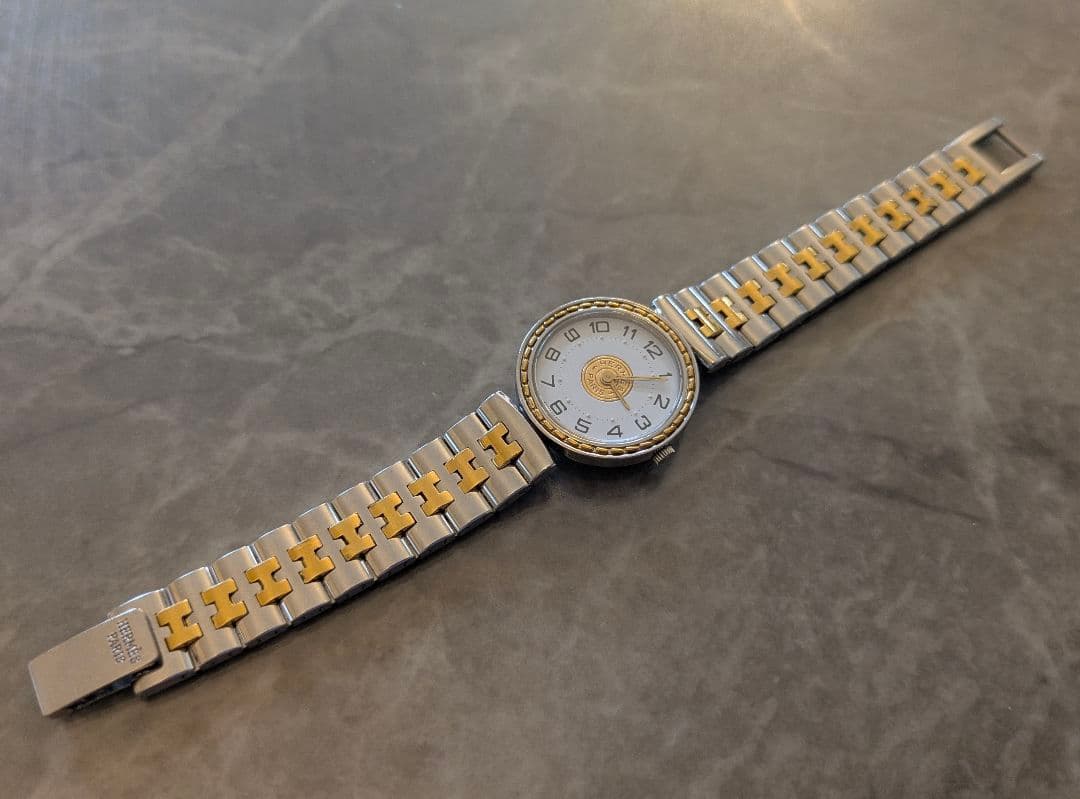 ミ*ラ様 コンビブレスクォーツ腕時計（電池新品・専門店クリーニング済）