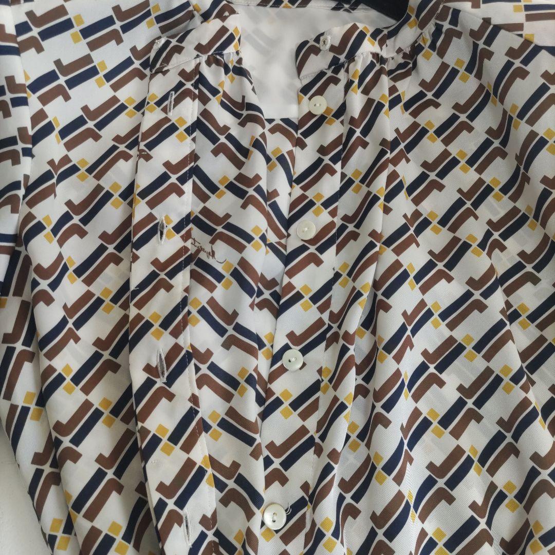 専用✨美品✨Aquascutum　アクアスキュータム　アブストラクトプリント