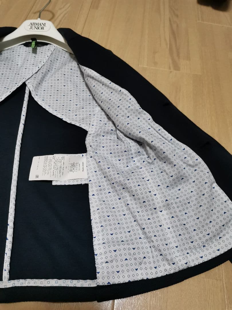 【値下げしました】アルマーニ　ジュニアジャケット＆パンツセット