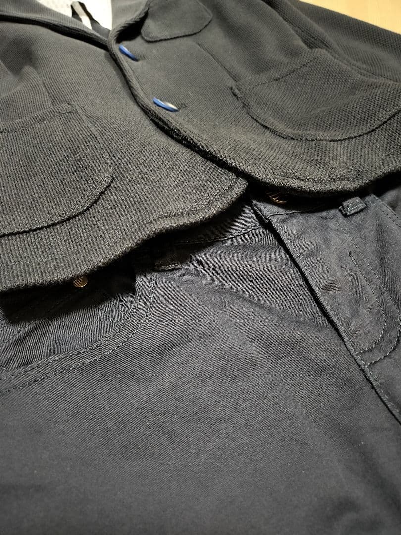 【値下げしました】アルマーニ　ジュニアジャケット＆パンツセット