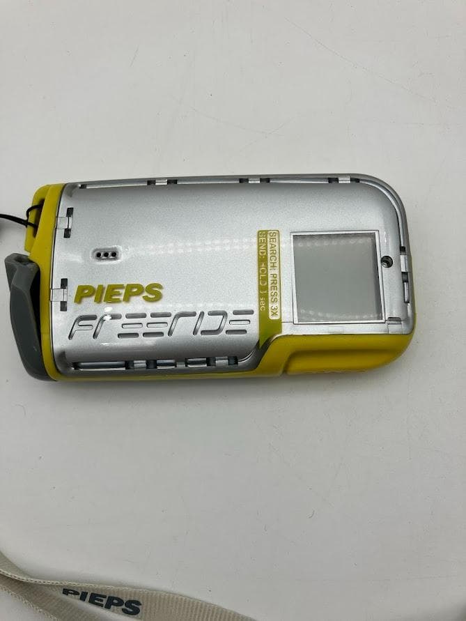 美品　動作品　PIEPS フリーライド ビーコン　トランシーバー　アバランチ4