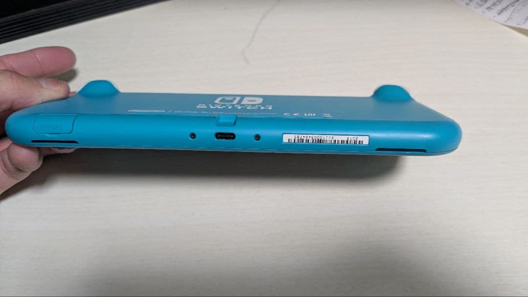 Nintendo Switch Lite ターコイズ 猫の足跡デザイン