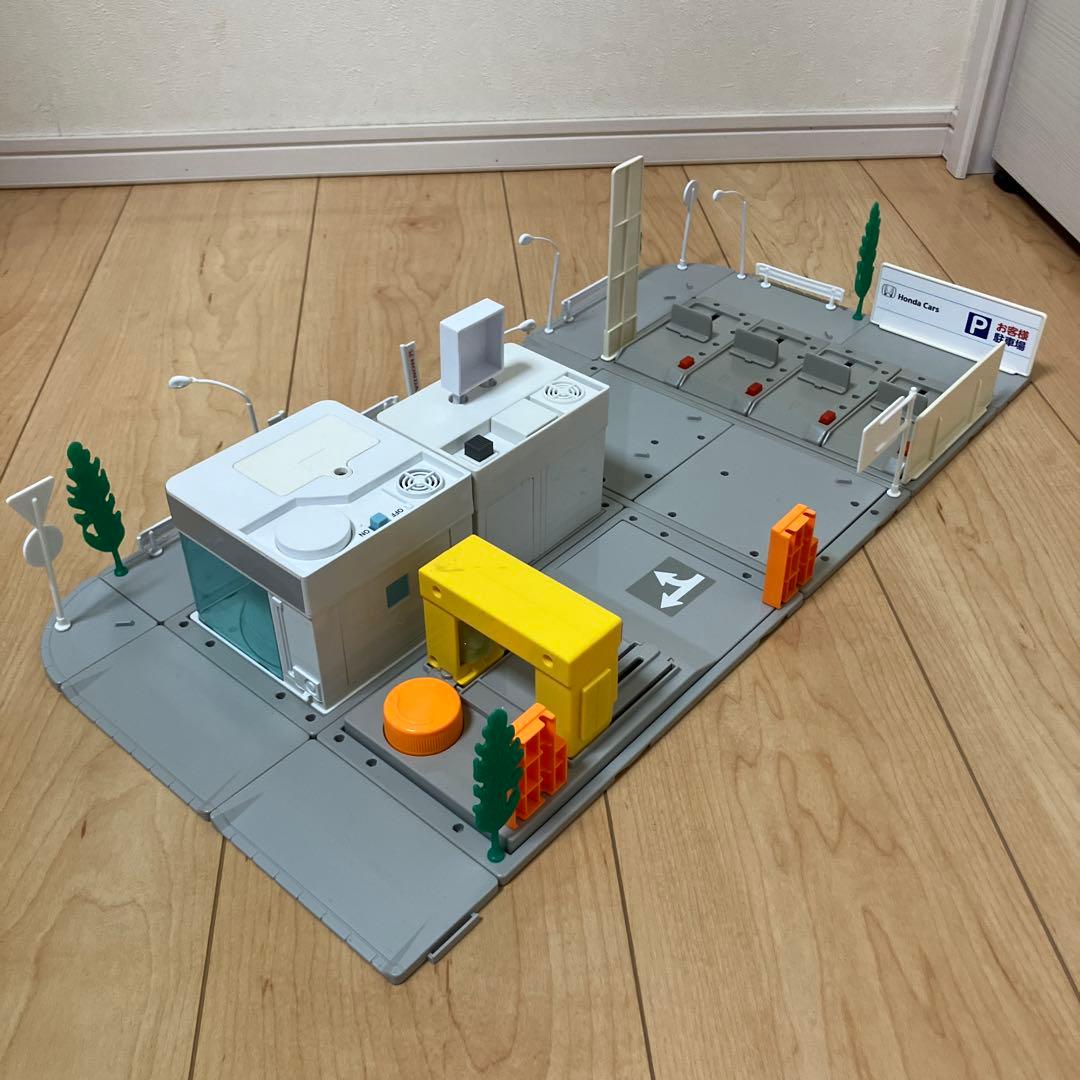トミカタウン　ホンダカーズ　洗車場