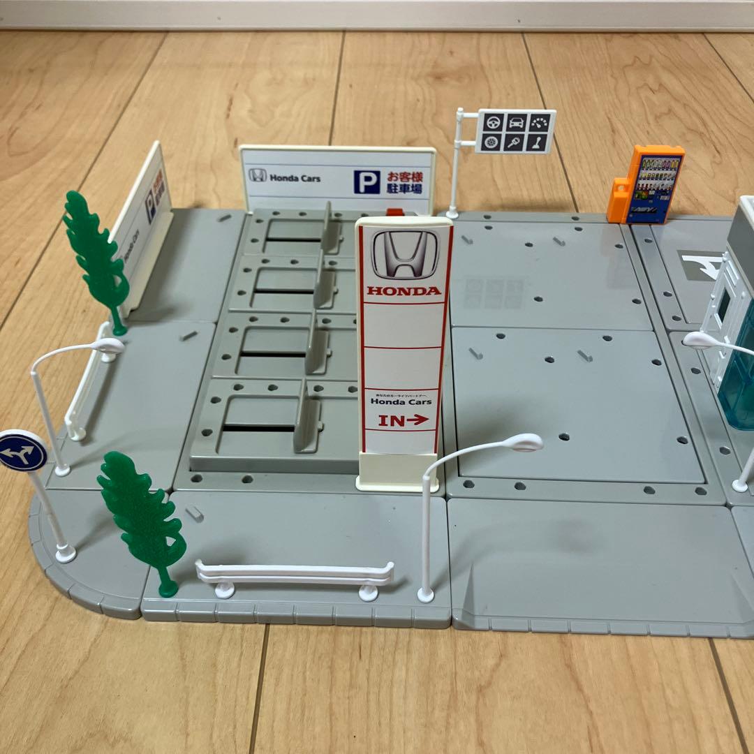 トミカタウン　ホンダカーズ　洗車場