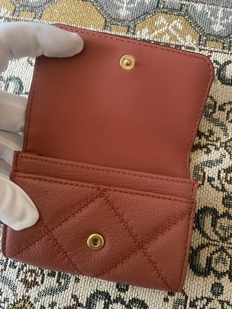 新品Tory Burch Willa 名刺入れ　カードケース　小銭入れ レザー