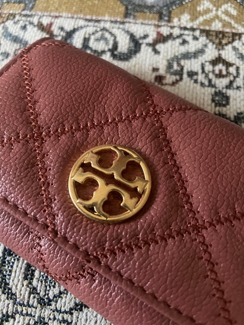 新品Tory Burch Willa 名刺入れ　カードケース　小銭入れ レザー