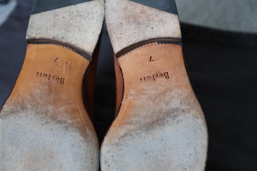 Berlutiメダリオン レースアップシューズ ブラウン ドレスシューズ