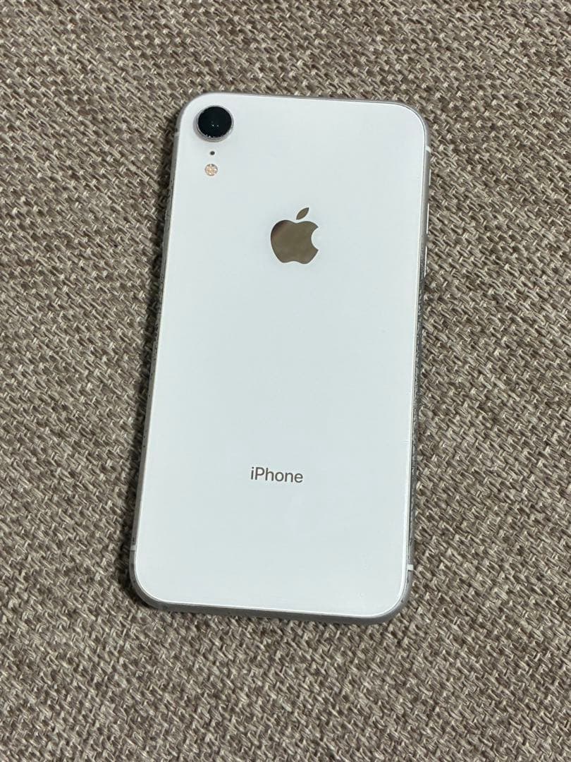 アイフォンxr ホワイト　128gb