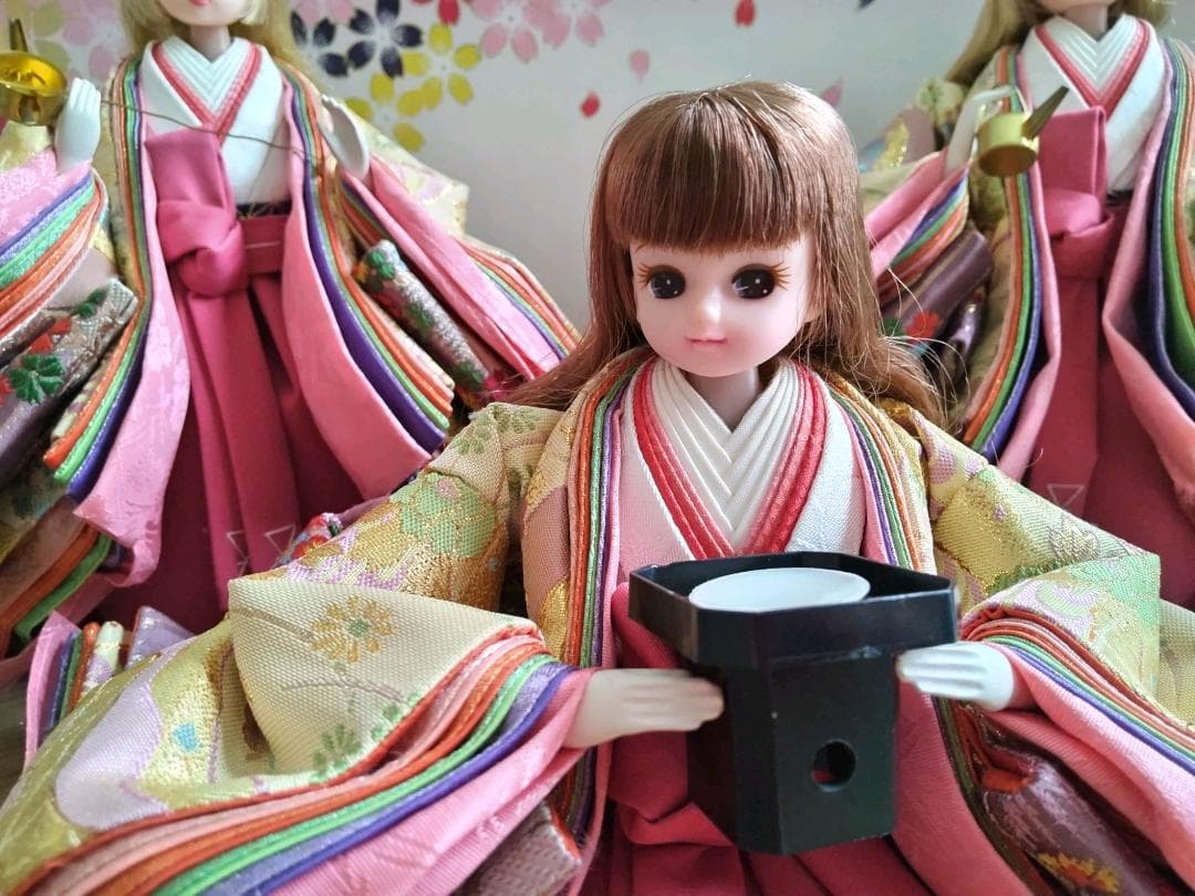 雛人形　リカちゃん　三人官女　小道具付き　リメイク品 　⑤