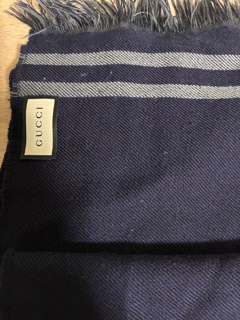 GUCCI ダークブルー GGロゴ マフラー