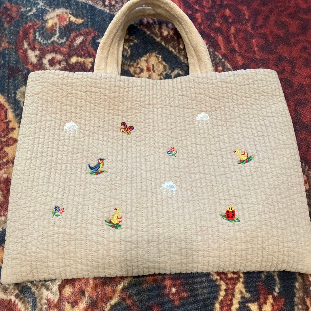 ２６日まで　ピオヌンナル　フェイラー　バッグ