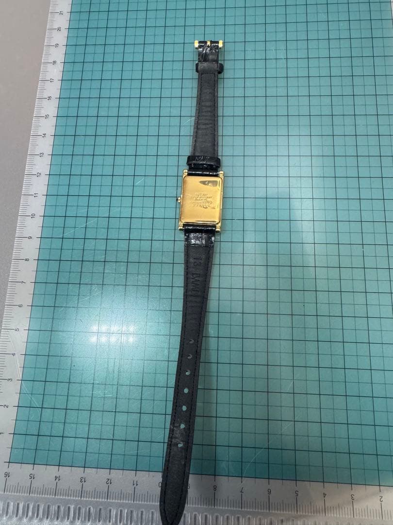 SEIKO セイコー EXCELINEレディース ゴールド 2F50-6280