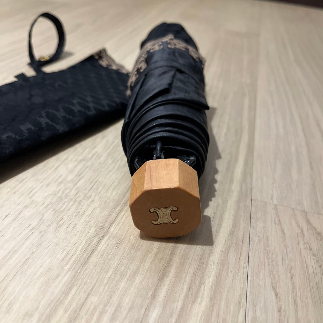 セリーヌ　折りたたみ日傘　ケース付き