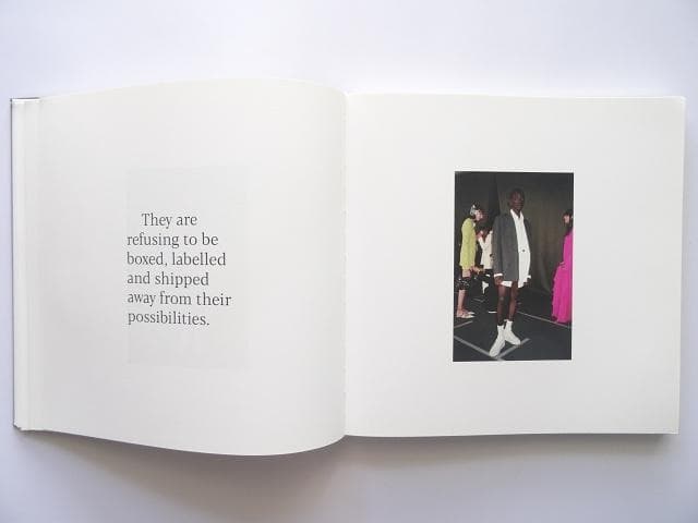 洋書◆ヴァレンティノ写真集 本 ファッション ミラノ コレクション