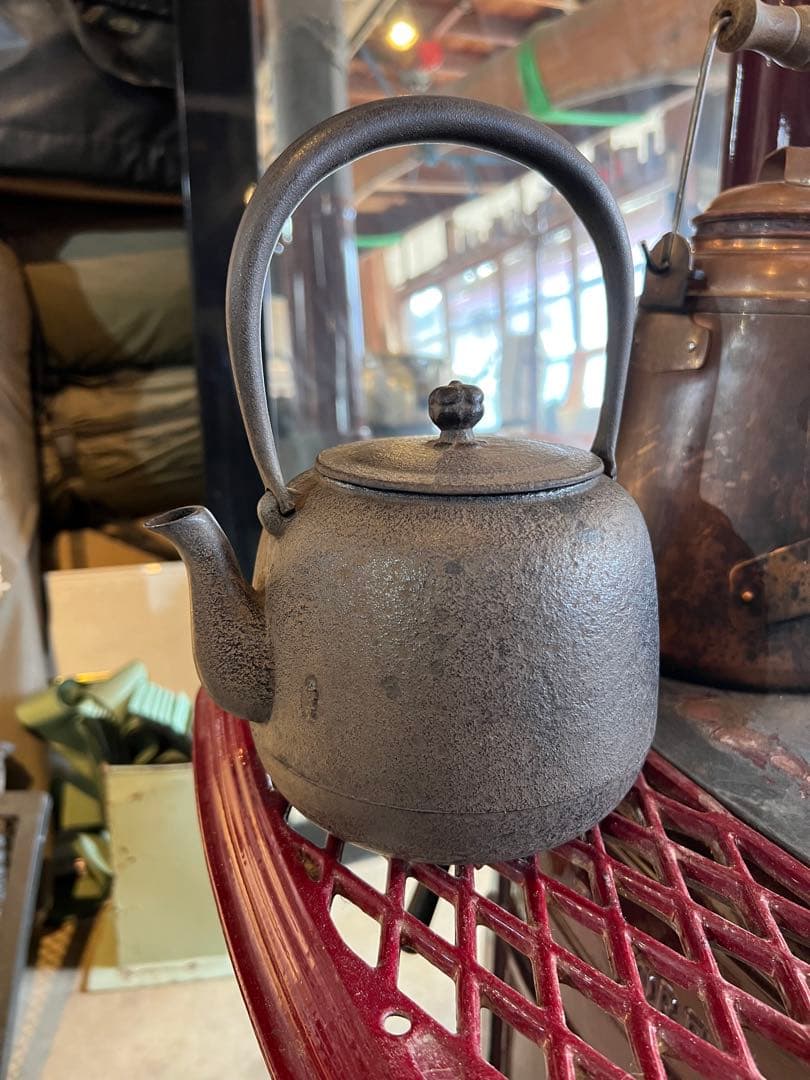 長文堂　なつめ　鉄瓶