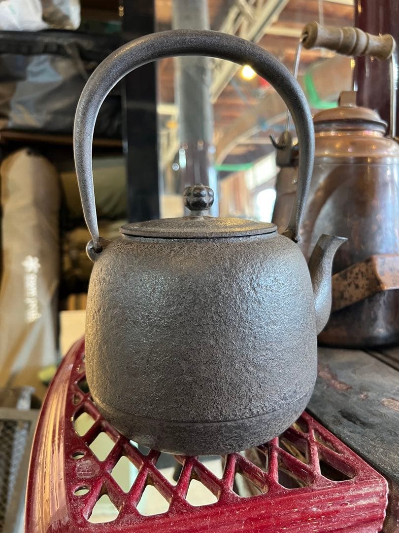 長文堂　なつめ　鉄瓶