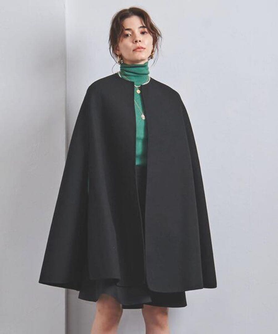 極美品✨️￥14万　マディソンブルー　リバー サイドスリット ケープコート　黒　1