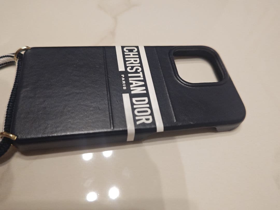 Christian Dior ストラップ付きiPhone13PROケース