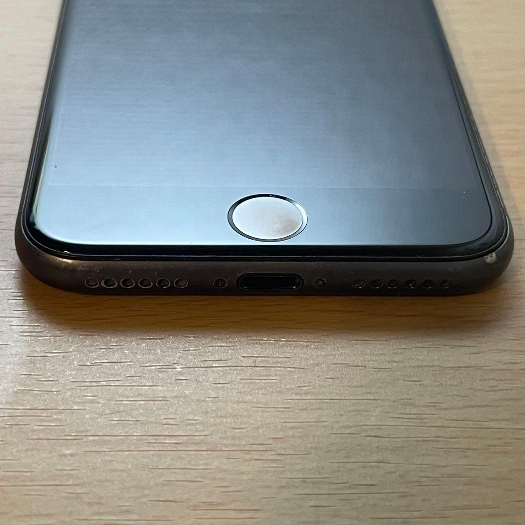 Apple iPhone8 スペースグレイ　64GB バッテリー最大容量100%