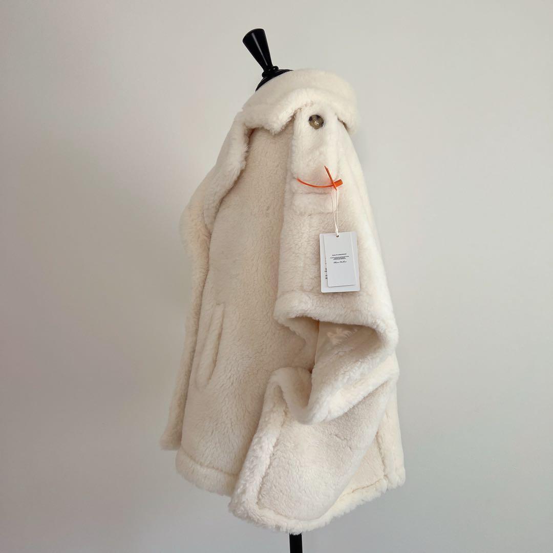 新品未使用 ベアテーラードポンチョアルパカ素材 ホワイト　テディケープ
