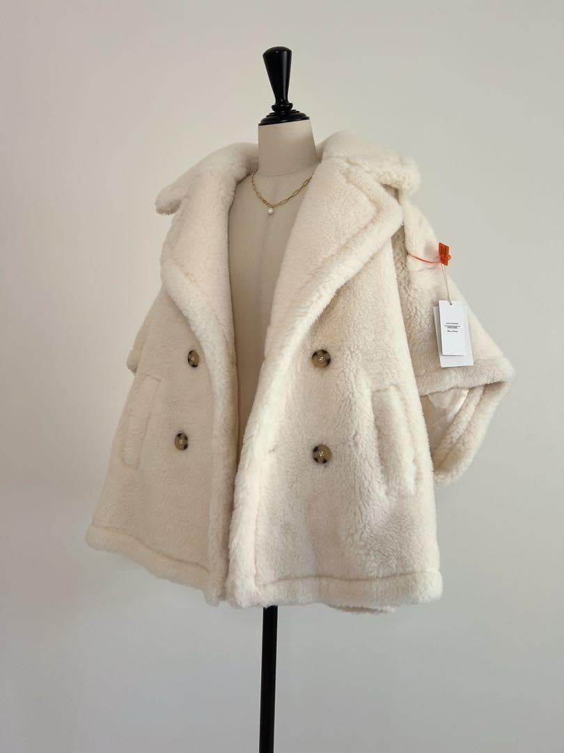 新品未使用 ベアテーラードポンチョアルパカ素材 ホワイト　テディケープ